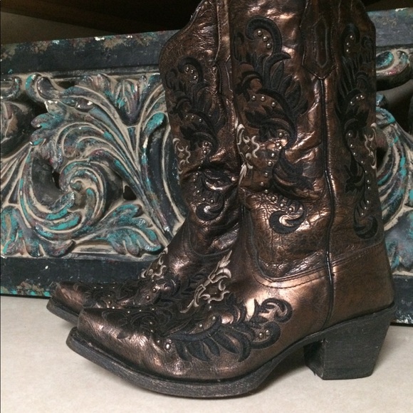 Black & Copper metallic studded Corral boots 7.5 - Picture 4 of 5